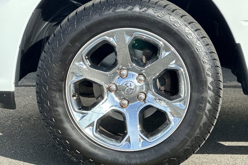 Used 2017 RAM 1500 Express image 24