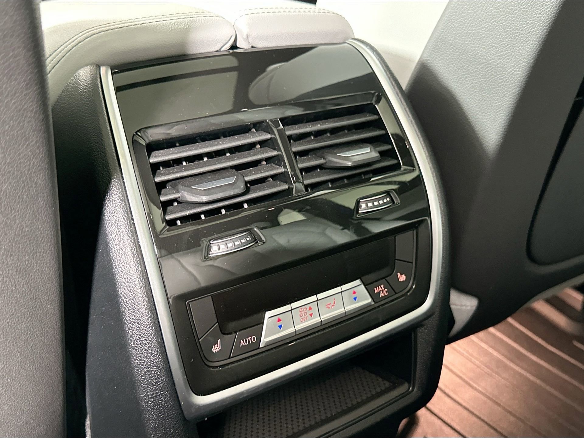 Certified 2023 BMW X5 xDrive40i w/ Premium Package image 27