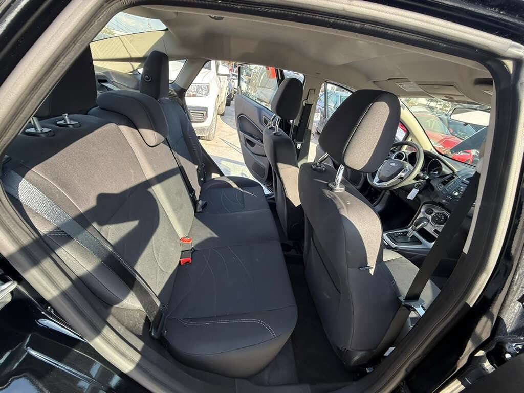 Used 2019 Ford Fiesta SE image 13