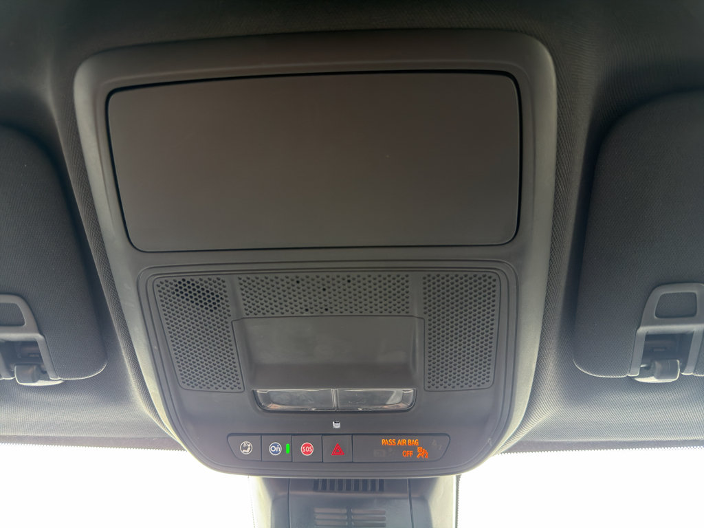 Used 2025 Chevrolet Equinox LT FWD image 15