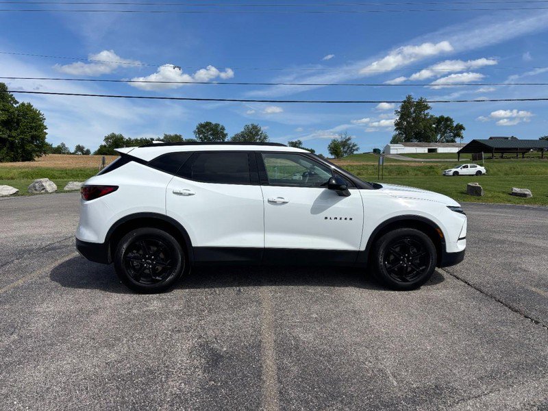 Certified 2024 Chevrolet Blazer LT w/ Convenience Package FWD image 6
