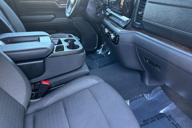 Used 2025 GMC Sierra 1500 Elevation w/ LPO, Elevation Black Package AWD/4WD image 19
