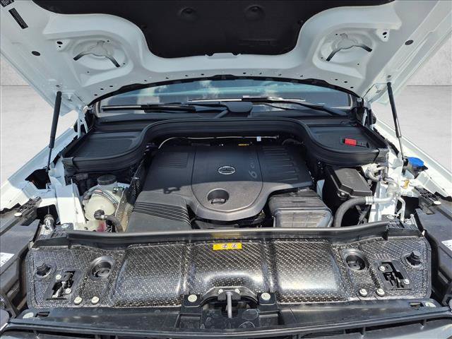 New 2026 Mercedes-Benz GLS 450 4MATIC image 17