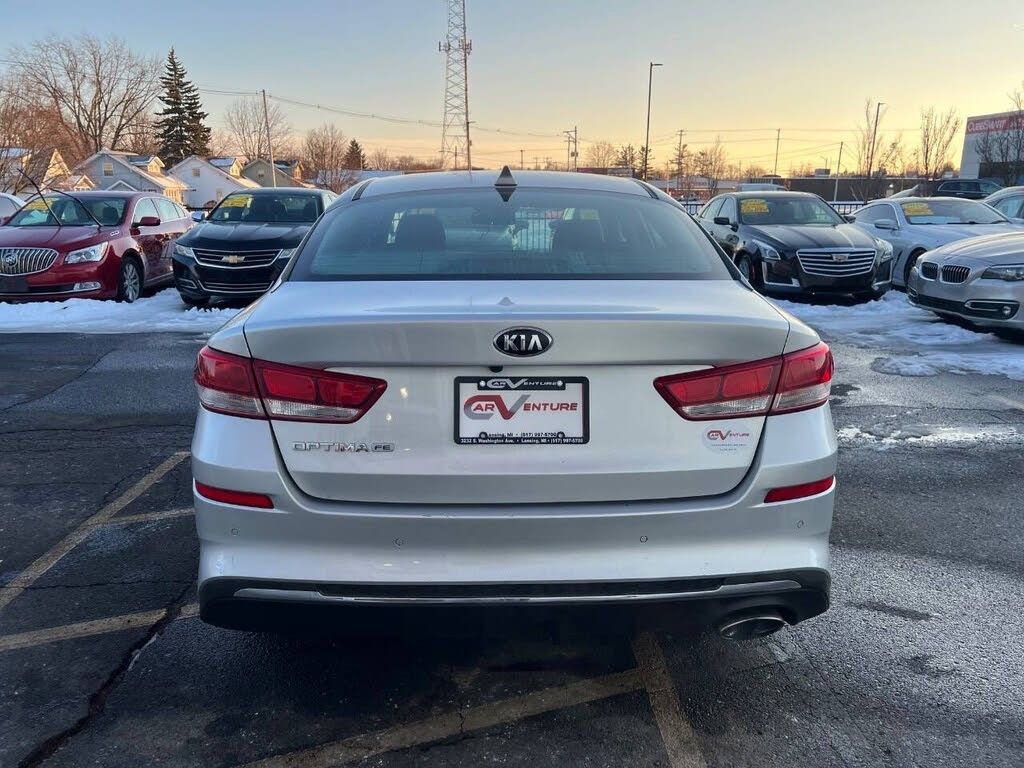 Used 2020 Kia Optima LX image 5