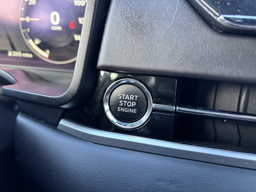 Used 2023 Mitsubishi Outlander SEL Black Edition image 17