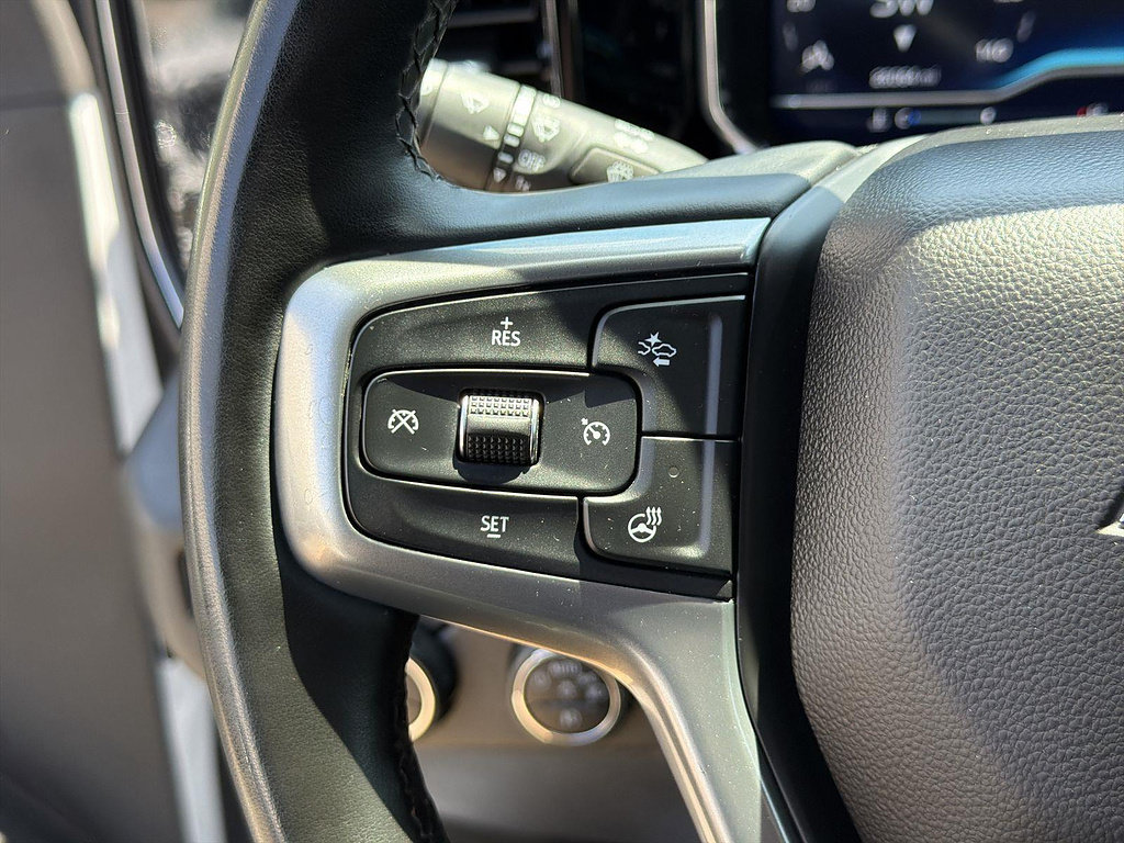 Used 2024 Chevrolet Silverado 2500 LTZ AWD/4WD image 35