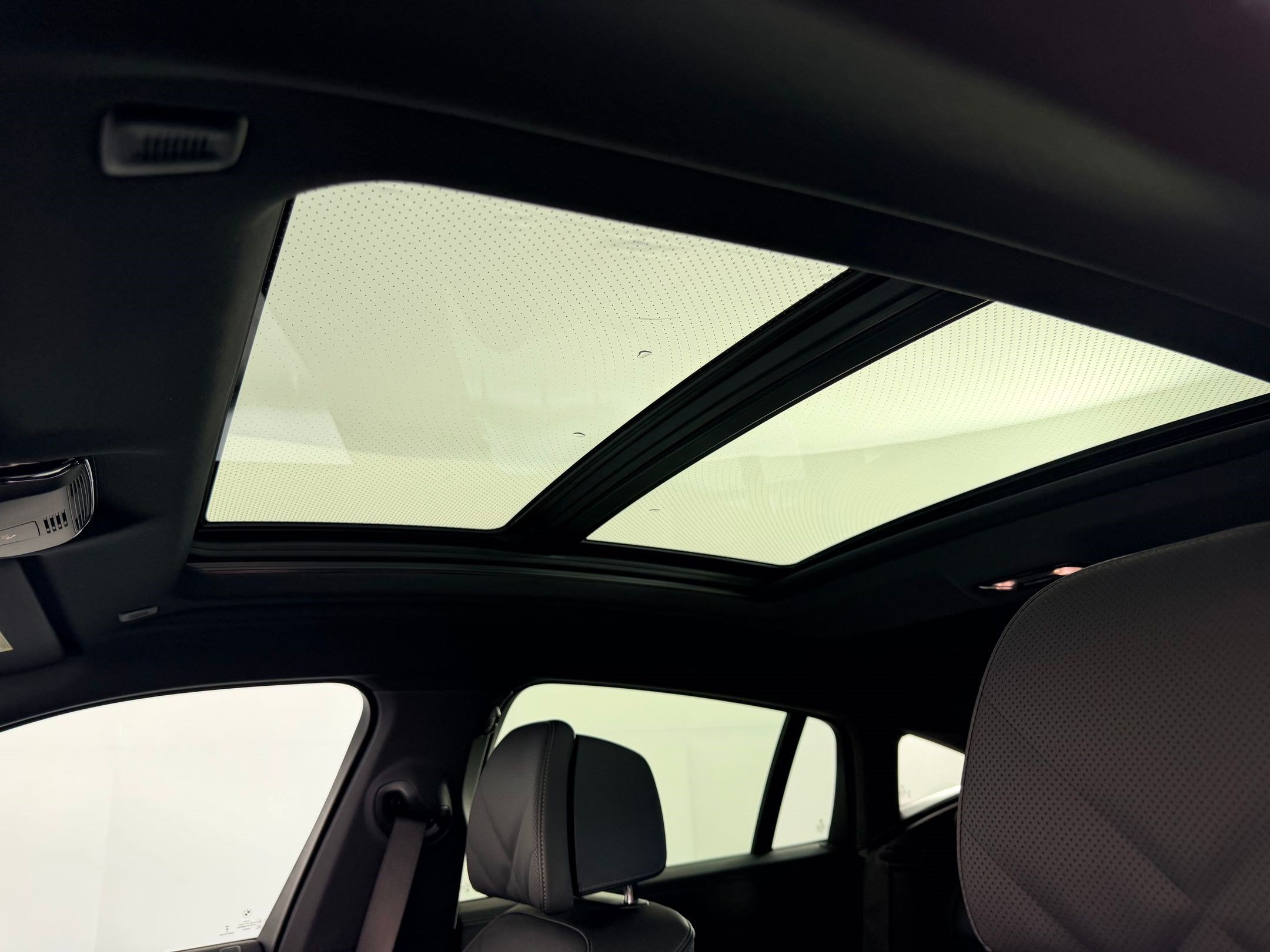 New 2027 BMW X6 xDrive40i AWD/4WD image 14