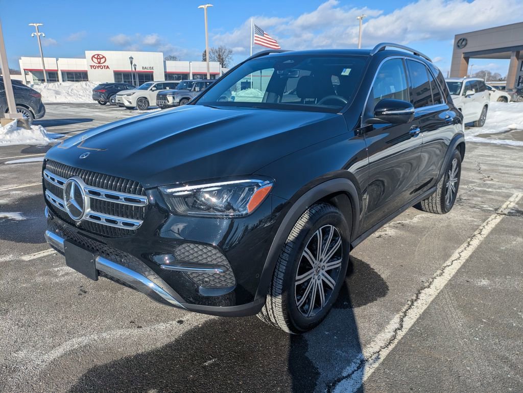Used 2024 Mercedes-Benz GLE 350 4MATIC image 3