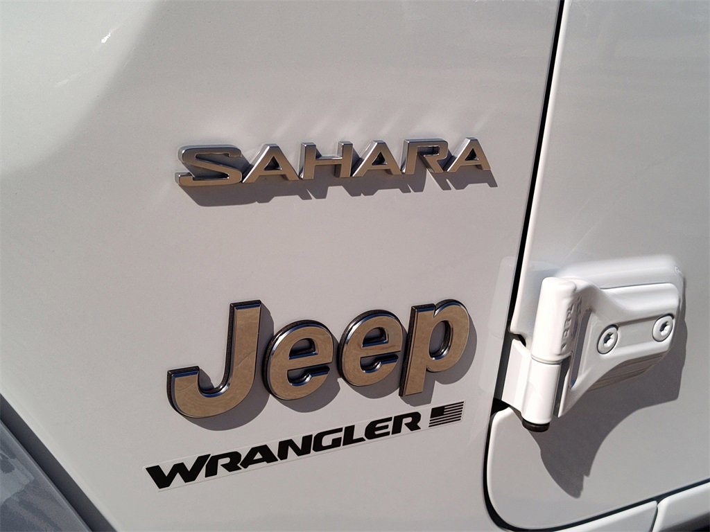 Used 2024 Jeep Wrangler Sahara w/ Technology Group image 18