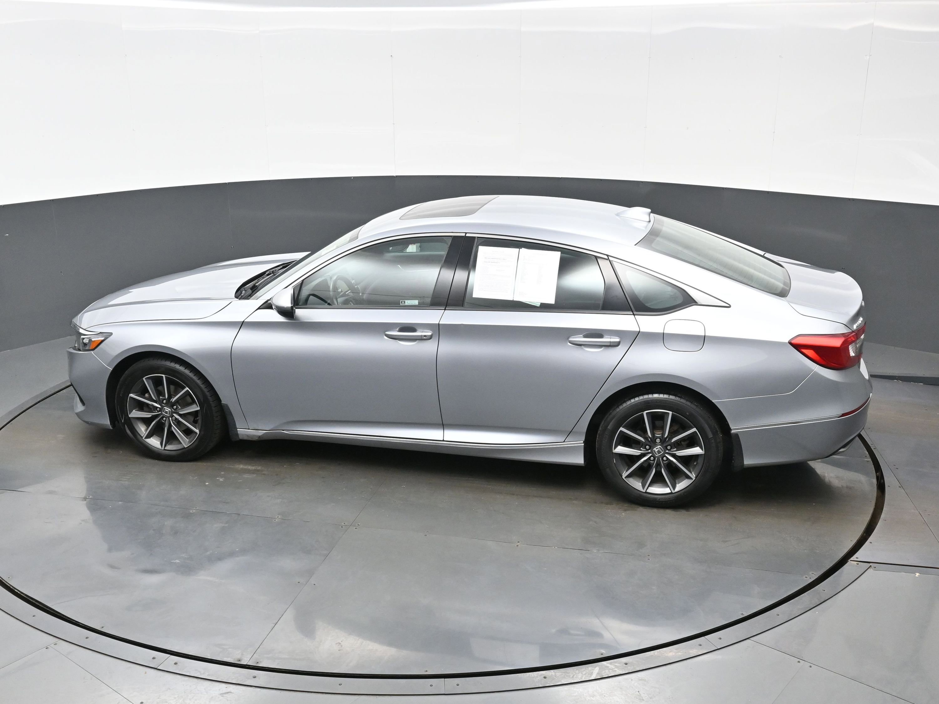 Used 2022 Honda Accord EX-L image 37
