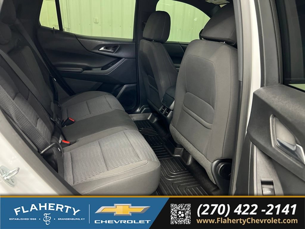 Used 2026 Chevrolet Equinox LT AWD/4WD image 13