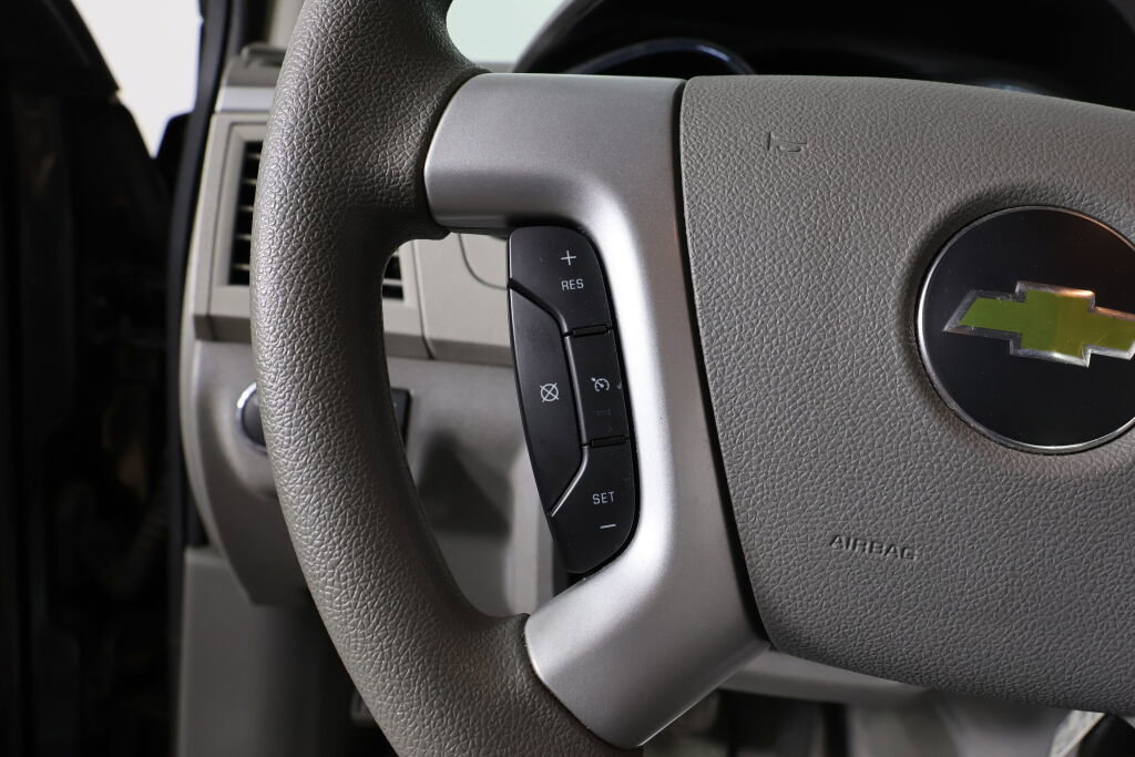 Used 2012 Chevrolet Traverse LS image 31