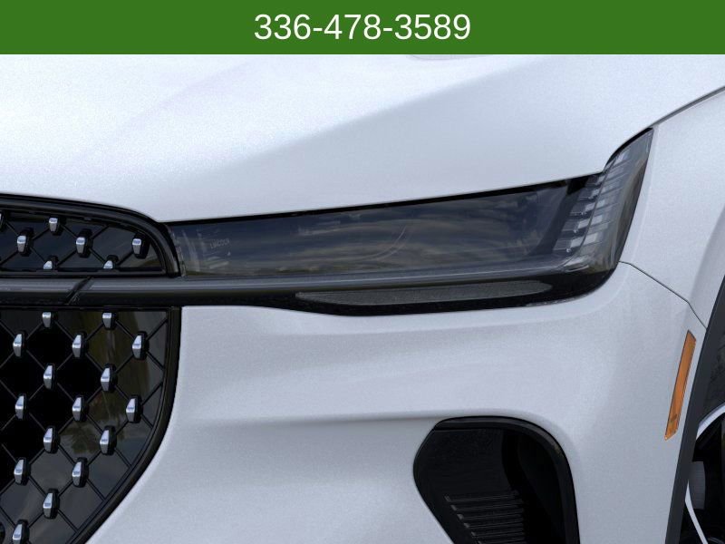 New 2025 Lincoln Nautilus Premier w/ Equipment Group 102A image 18