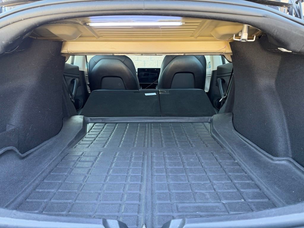 Used 2020 Tesla Model 3 Performance image 10