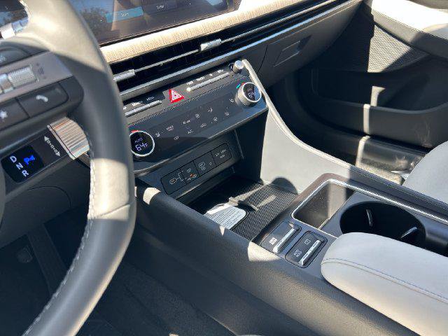 New 2026 Hyundai Sonata SEL FWD image 14