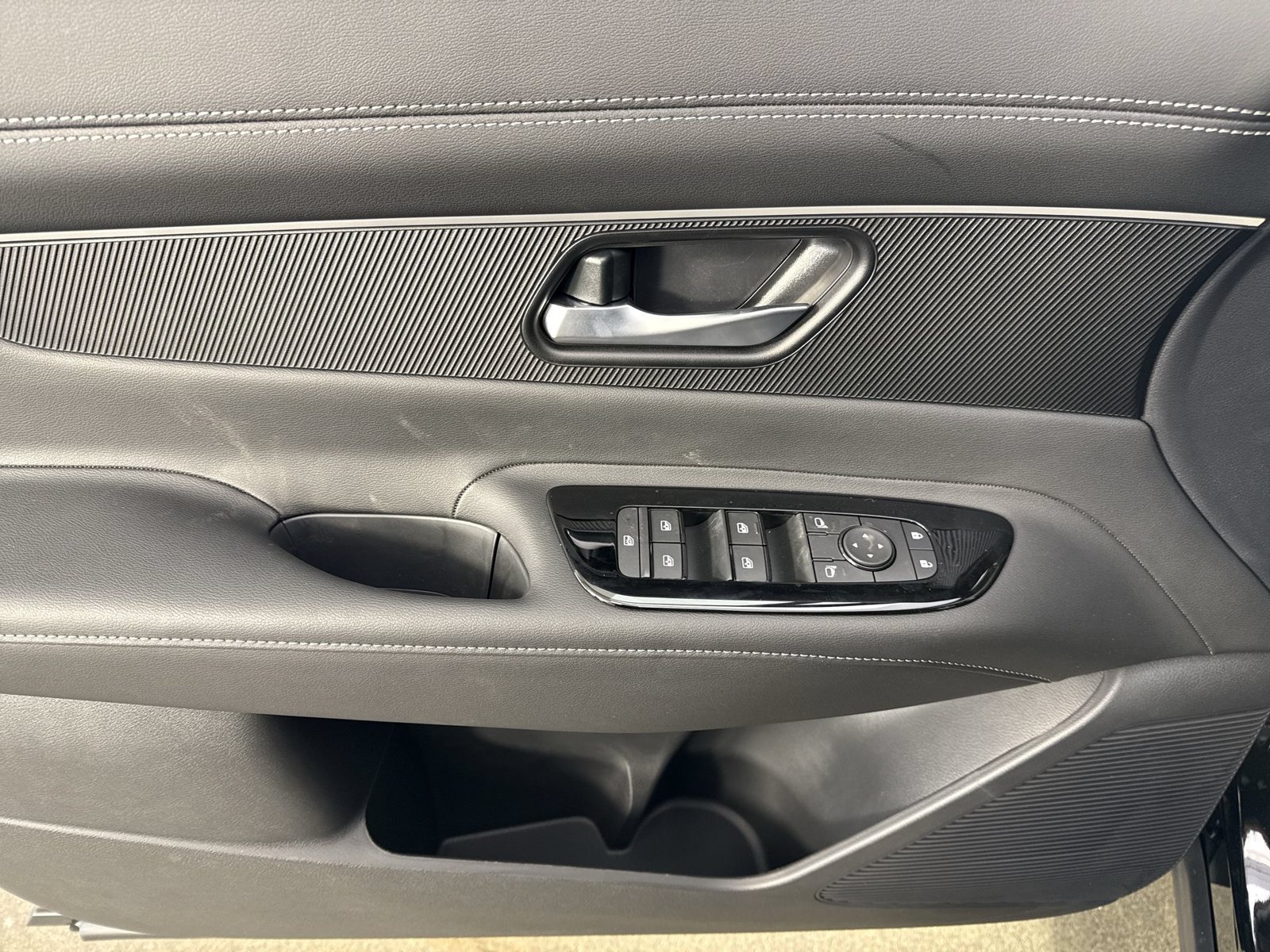 New 2026 Nissan Murano SV AWD/4WD image 19