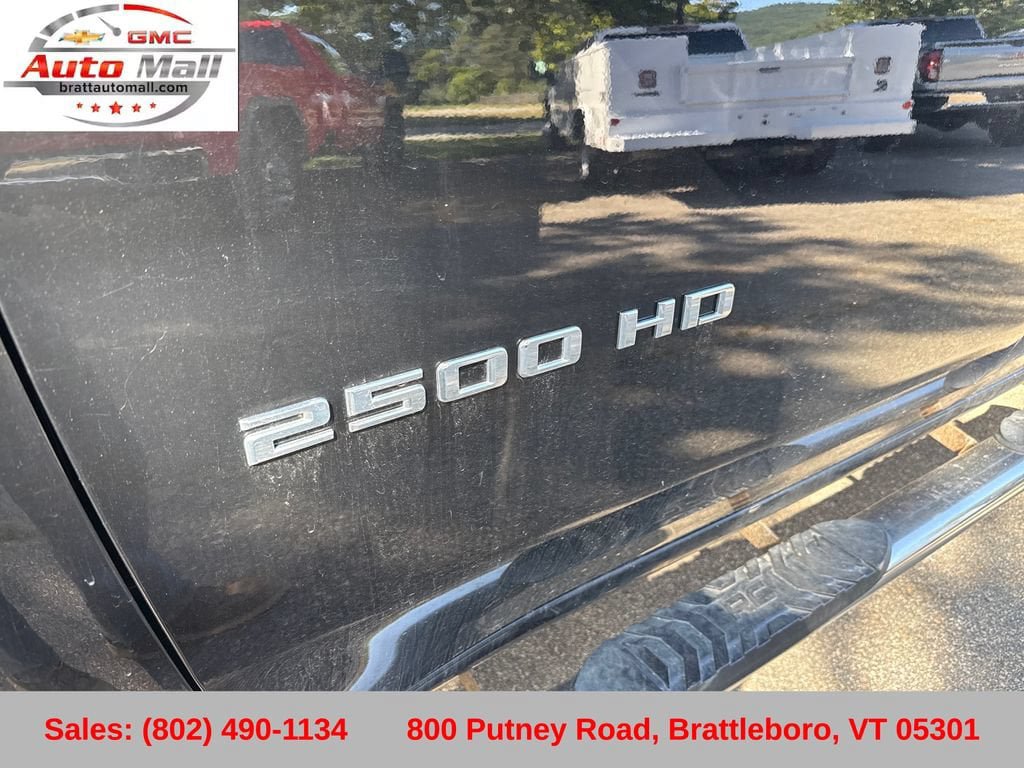 Used 2024 Chevrolet Silverado 2500 LT w/ Convenience Package AWD/4WD image 11