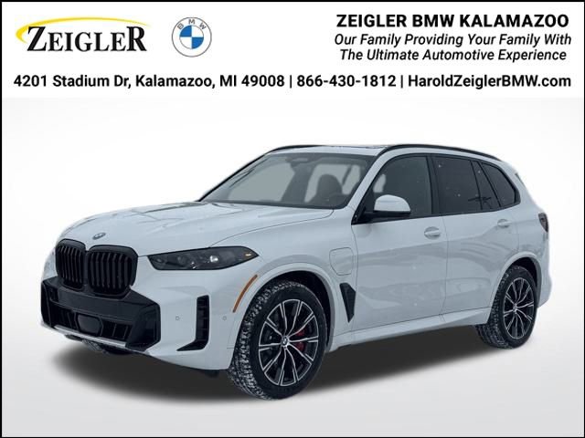 New 2026 BMW X5 xDrive50e w/ M Sport Package image 1
