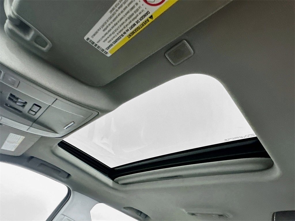 Used 2018 GMC Sierra 3500 Denali w/ Duramax Plus Package image 22