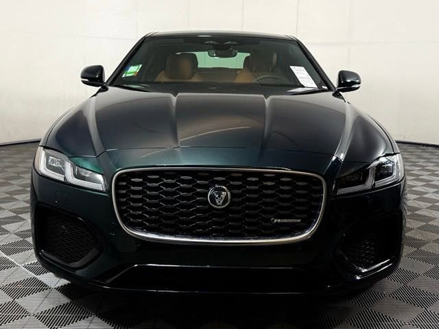 New 2024 Jaguar XF R-Dynamic SE image 11