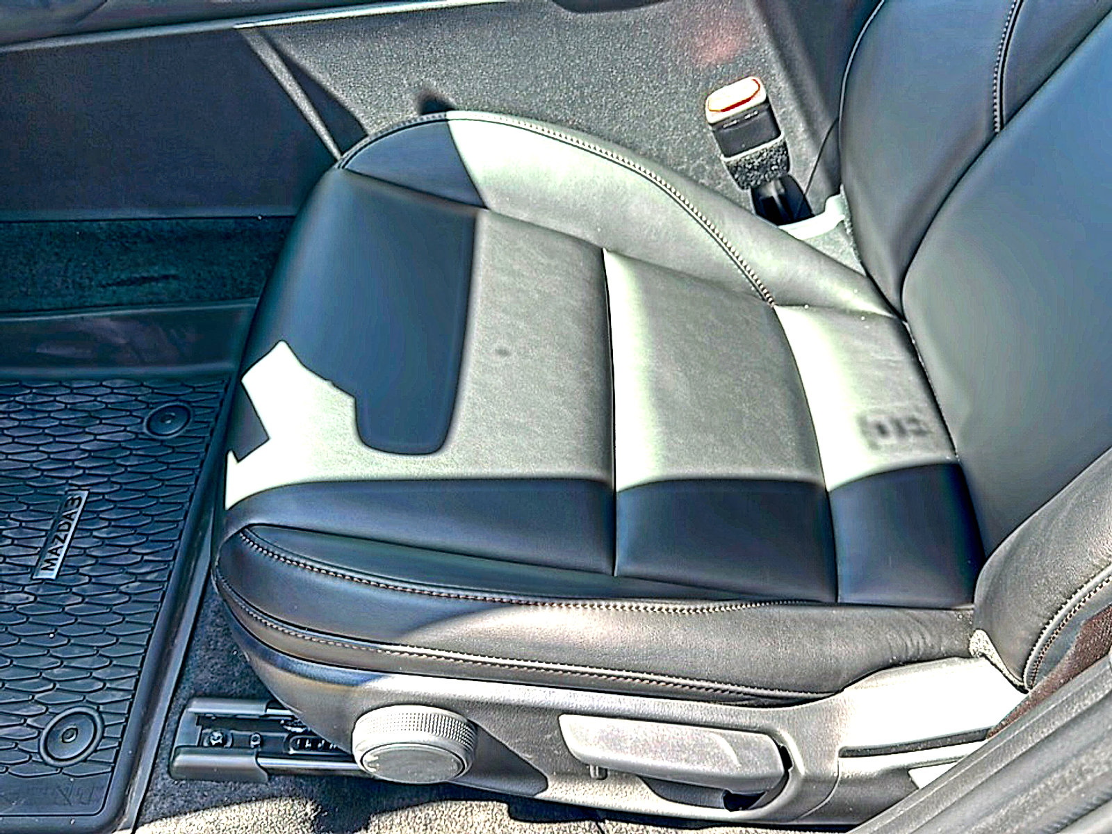 New 2026 MAZDA MAZDA3 s Sport FWD image 12