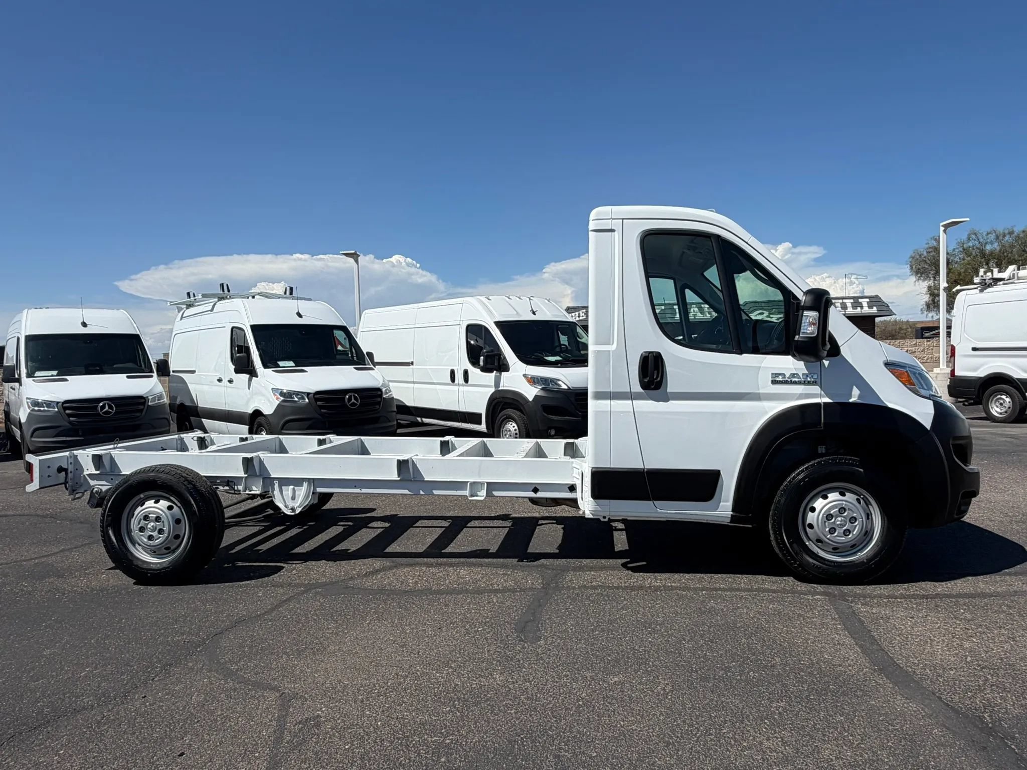 Used 2023 RAM ProMaster 3500 w/ Premium Appearance Group FWD image 5