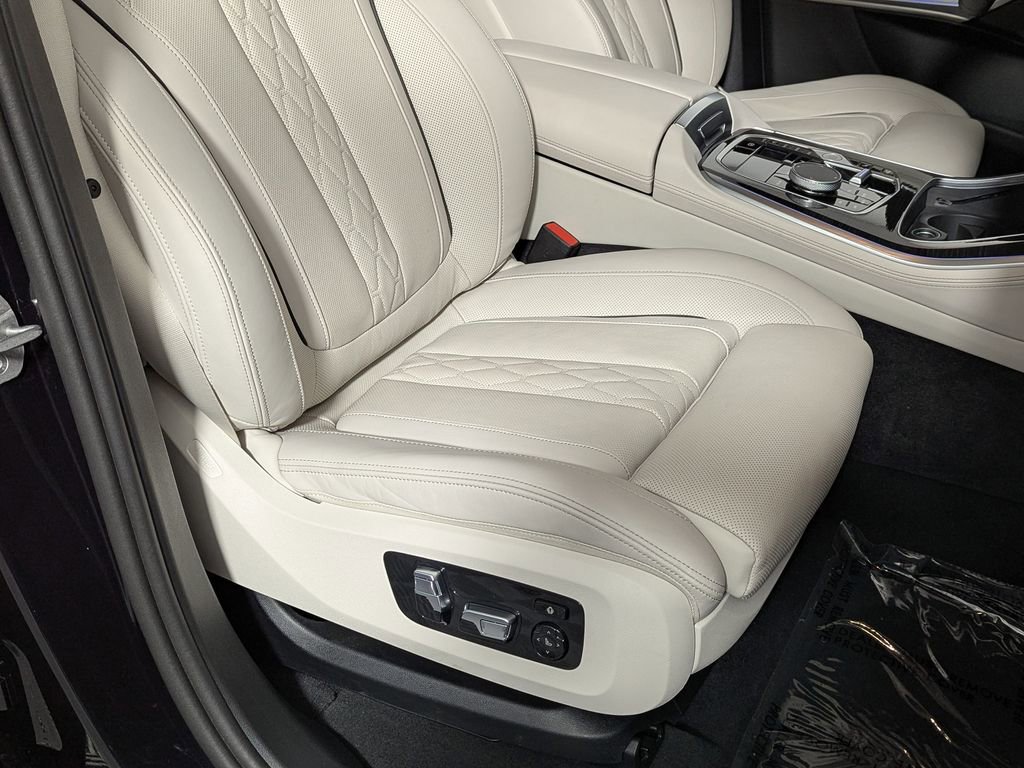 Certified 2024 BMW X5 xDrive40i w/ M Sport Package image 34