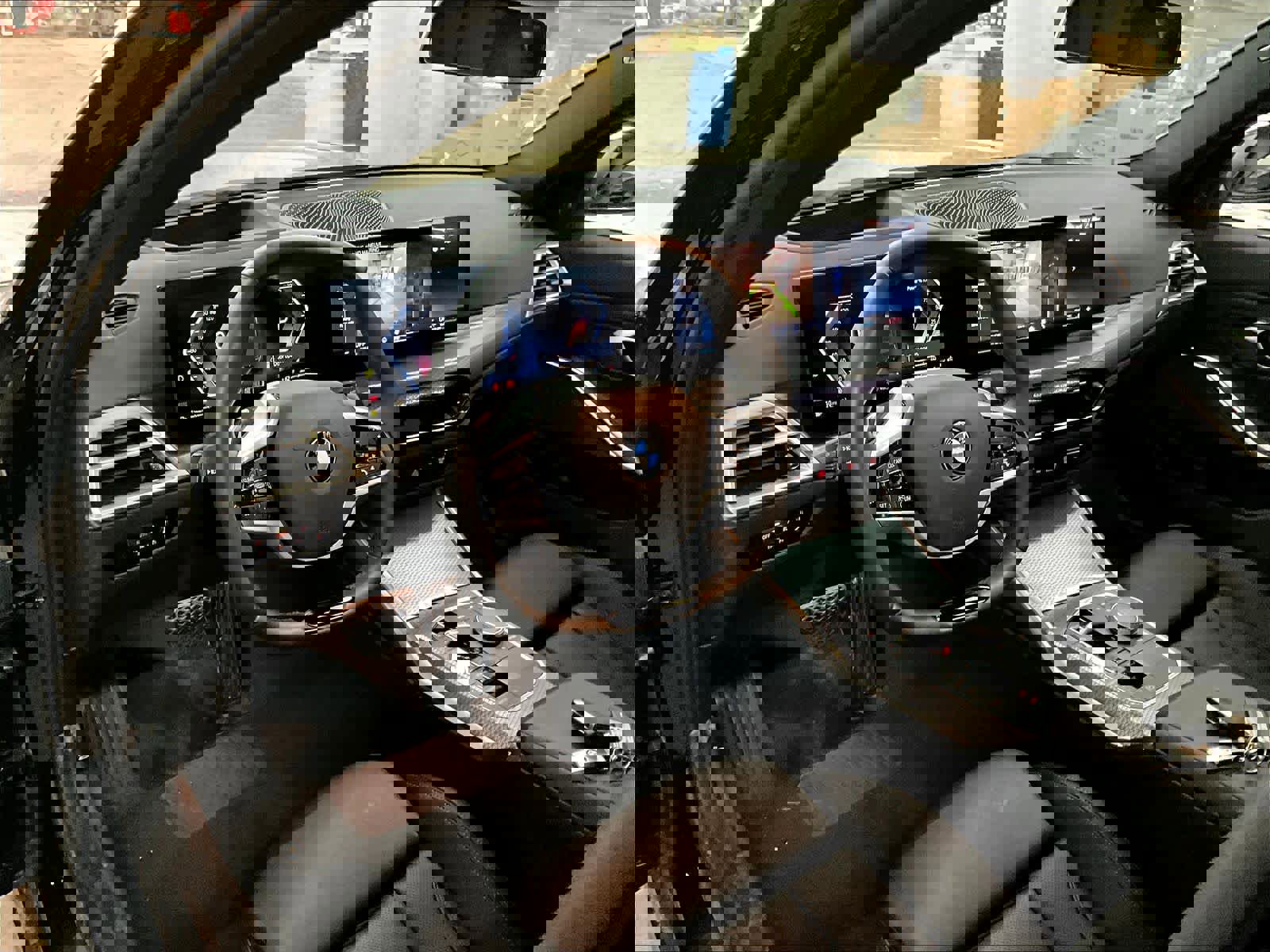 Used 2025 BMW 330i xDrive Sedan w/ Premium Package image 15