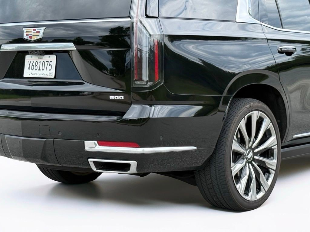 Used 2025 Cadillac Escalade Premium Luxury Platinum w/ LPO, Floor Liner Package AWD/4WD image 14