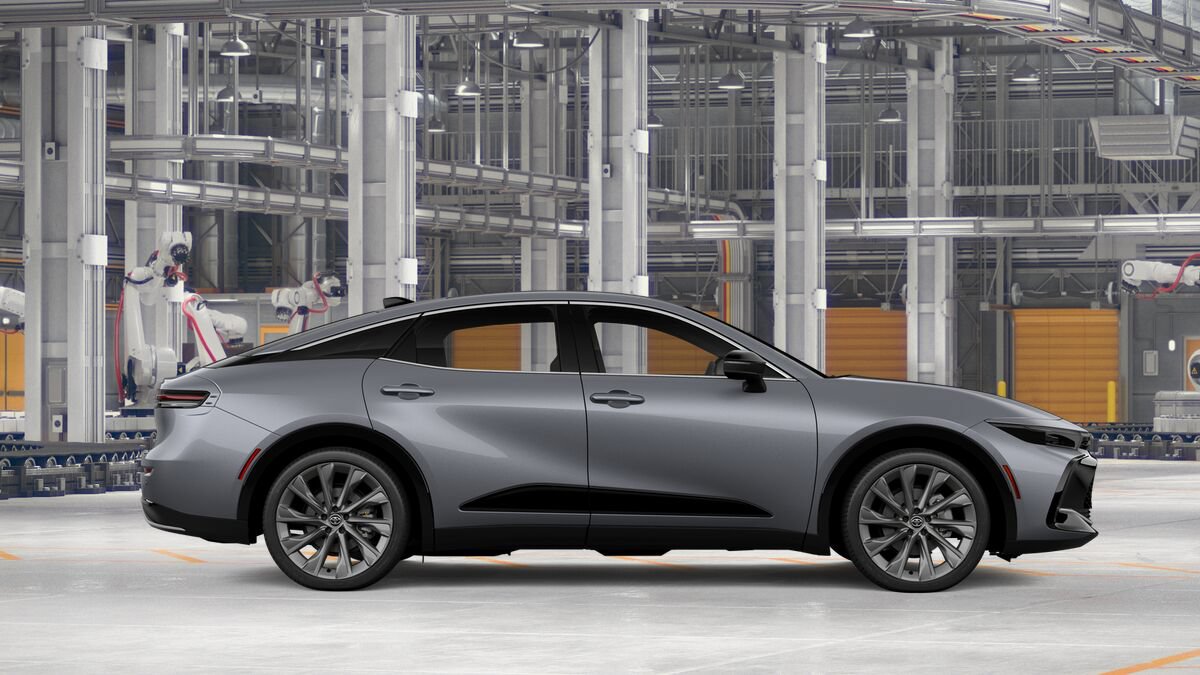 New 2027 Toyota Crown AWD/4WD image 12