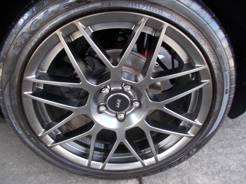 Used 2011 Ford Mustang Shelby GT500 w/ SVT Performance Pkg image 46