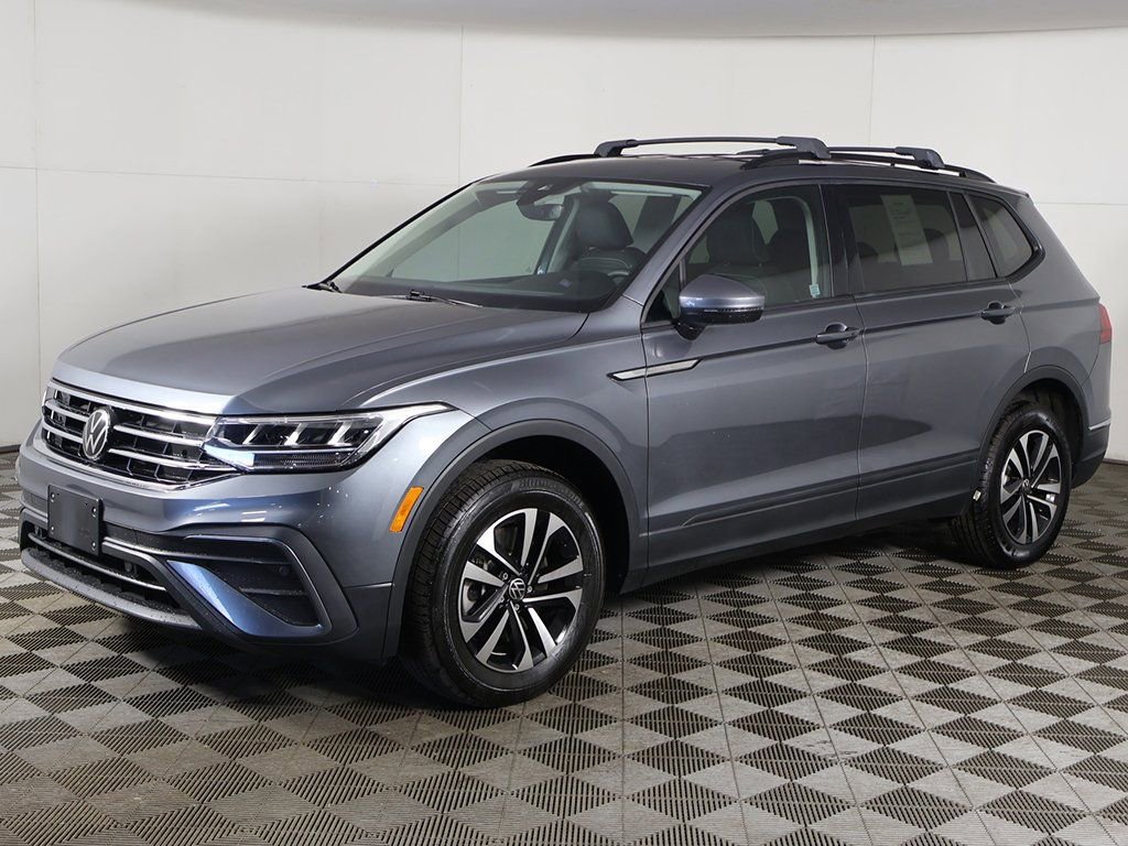 Used 2024 Volkswagen Tiguan S image 7