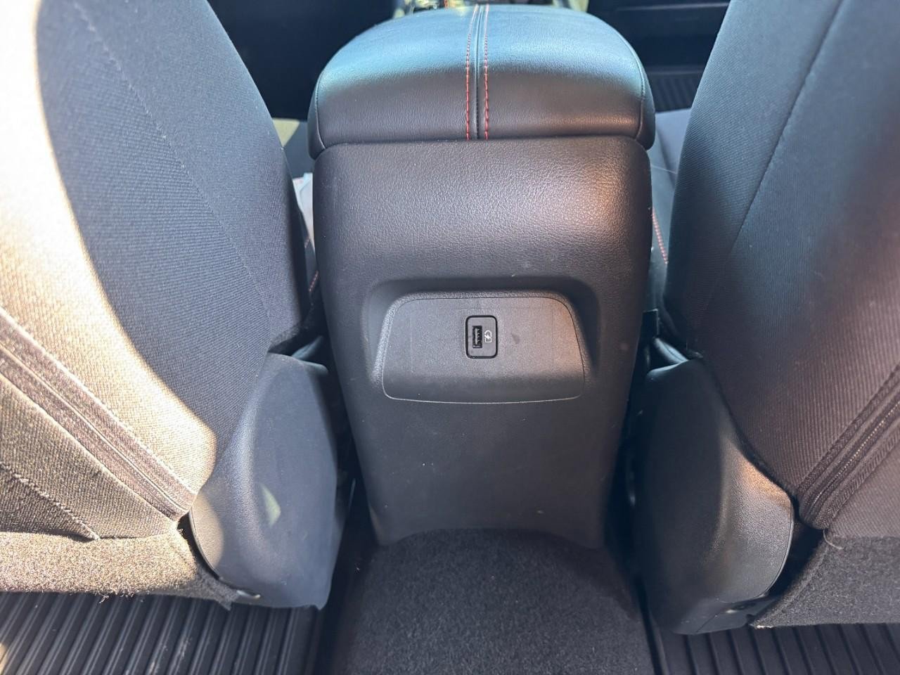 Used 2024 Nissan Sentra SR FWD image 16