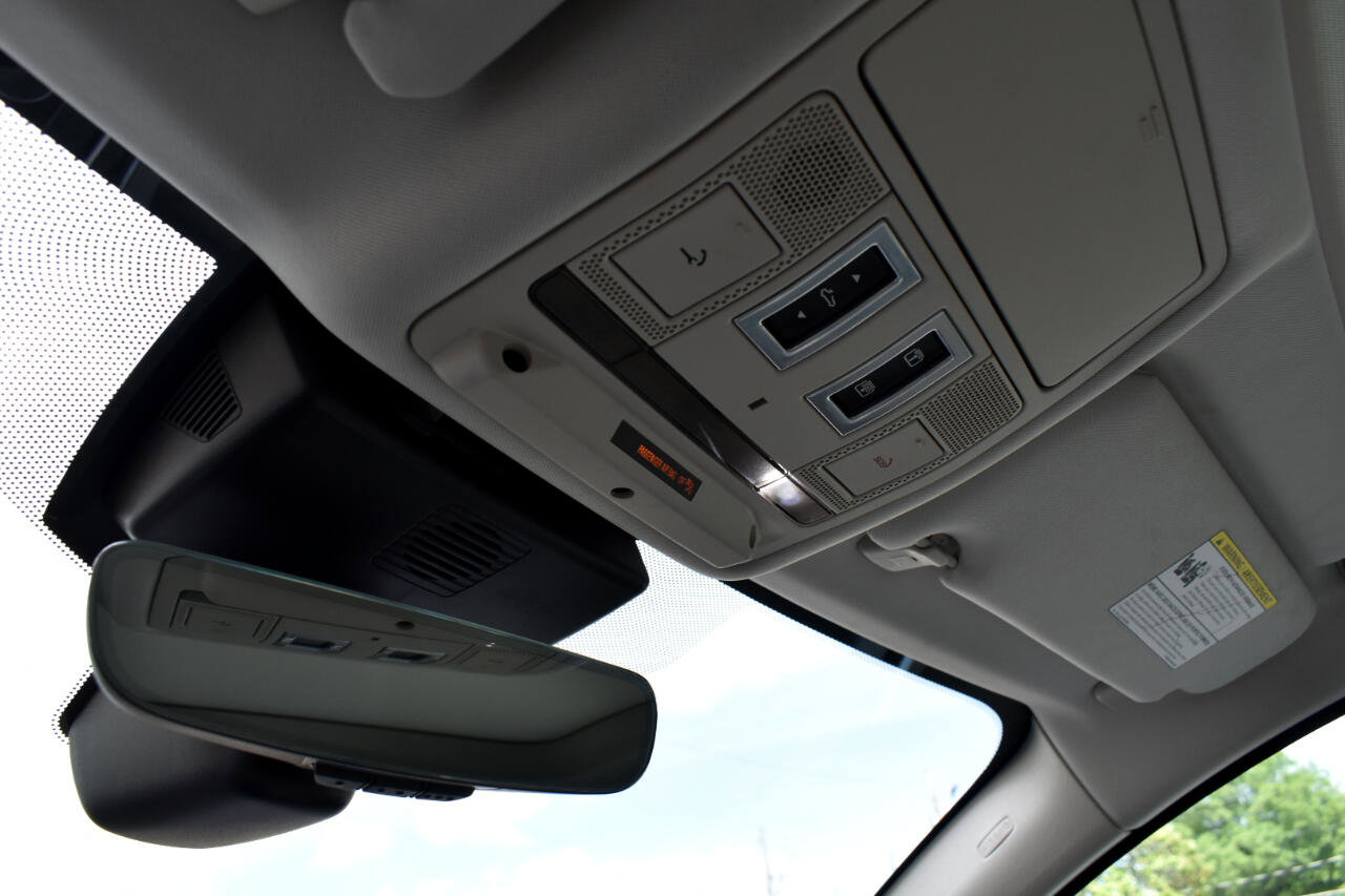 Used 2019 Jaguar XE Prestige image 44