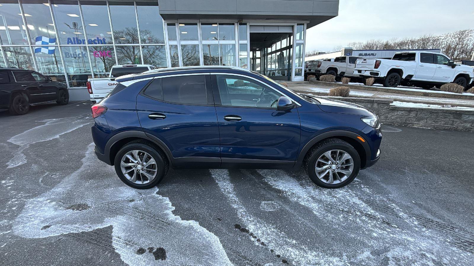 Certified 2022 Buick Encore GX Essence w/ Advanced Technology Package image 8