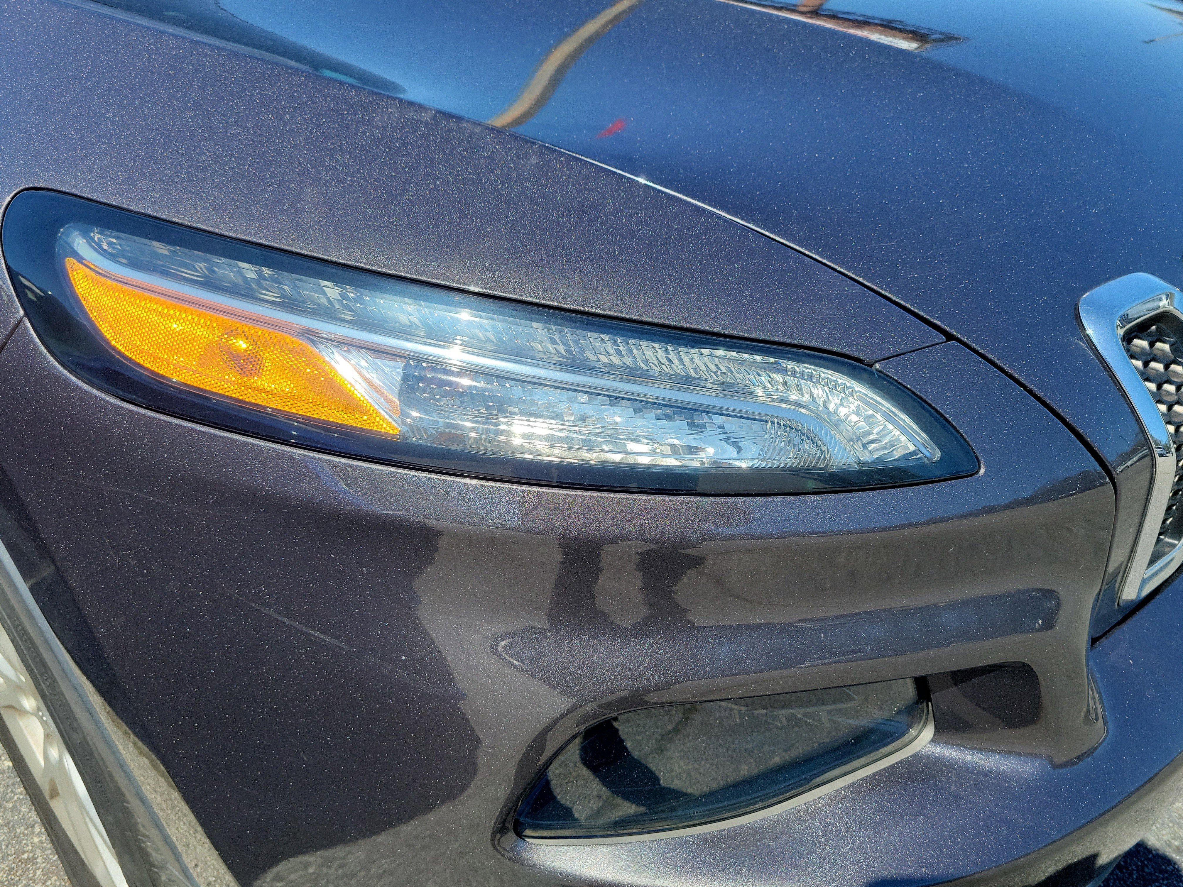 Used 2018 Jeep Cherokee Latitude Plus image 10