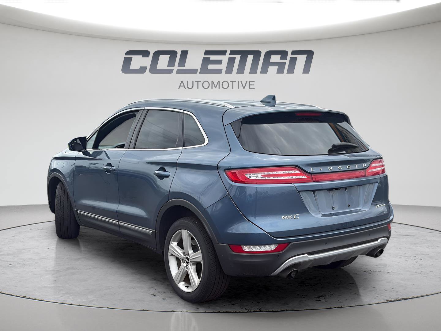 Used 2018 Lincoln MKC Premiere image 3
