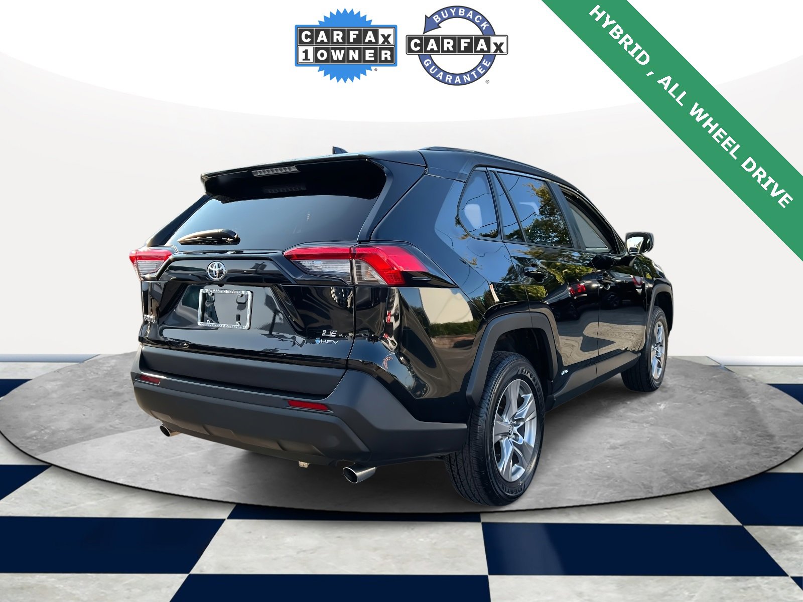 Used 2025 Toyota RAV4 LE image 6