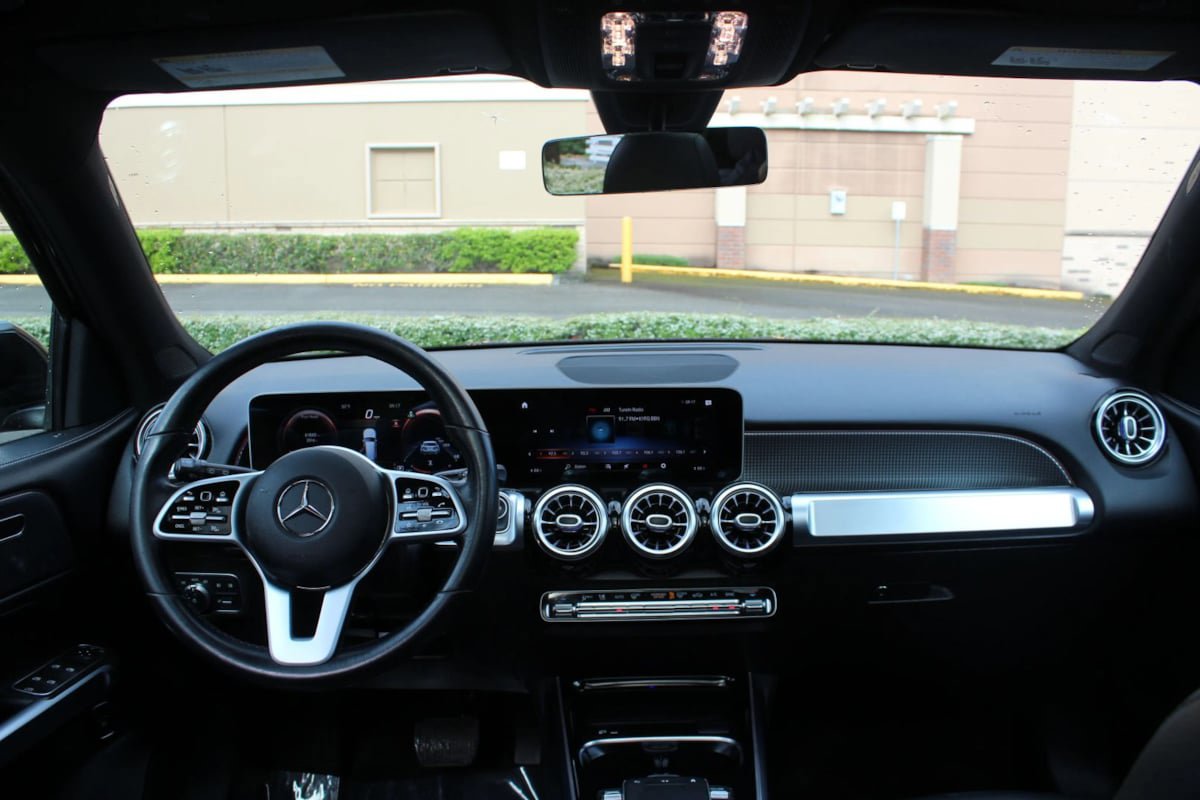 Used 2021 Mercedes-Benz GLB 250 4MATIC image 13