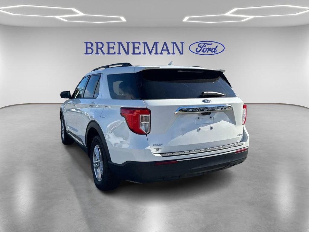 Used 2022 Ford Explorer XLT image 7