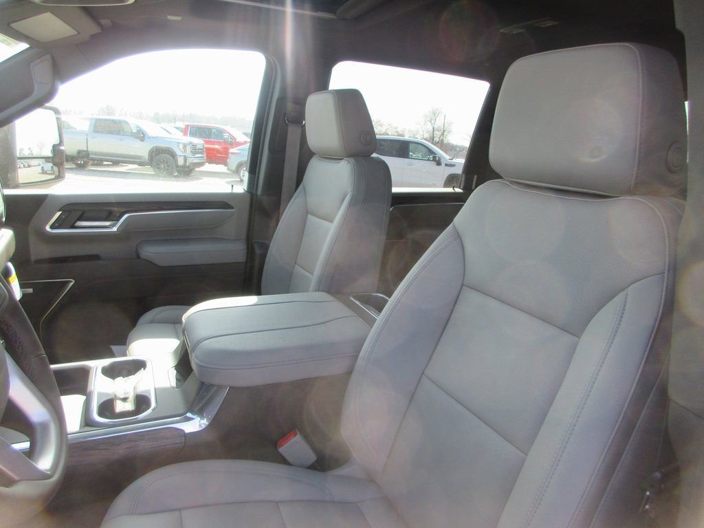New 2026 GMC Sierra 3500 SLT w/ SLT Premium Package image 14