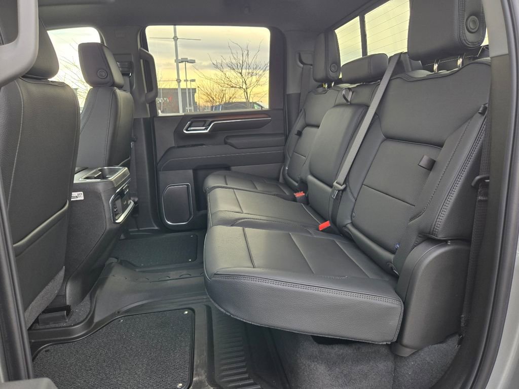 New 2025 GMC Sierra 2500 Denali w/ Denali Reserve Package image 5