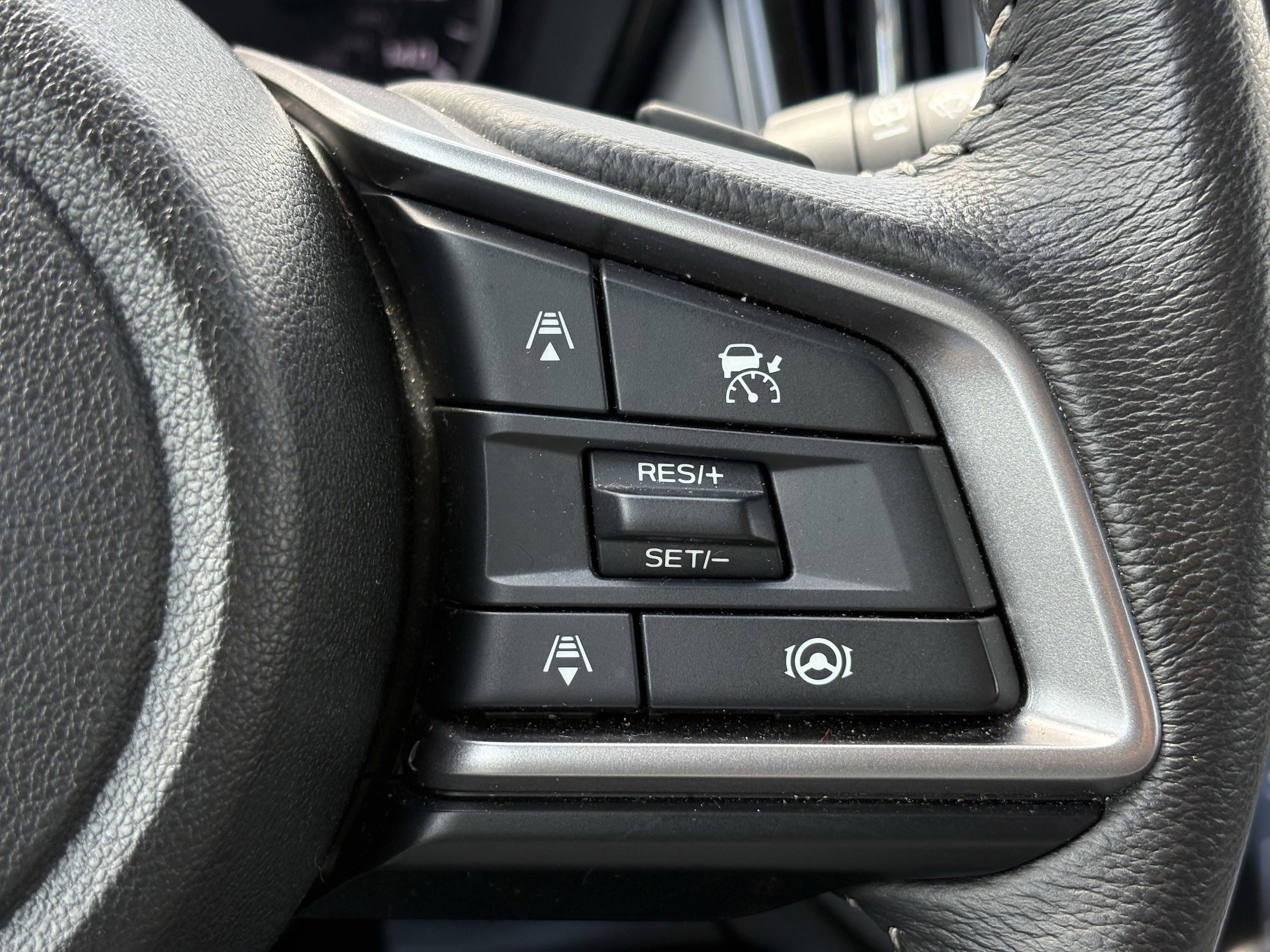 Certified 2025 Subaru Outback Premium AWD/4WD image 16