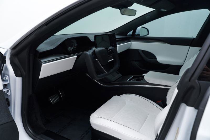Used 2022 Tesla Model S Plaid AWD/4WD image 8