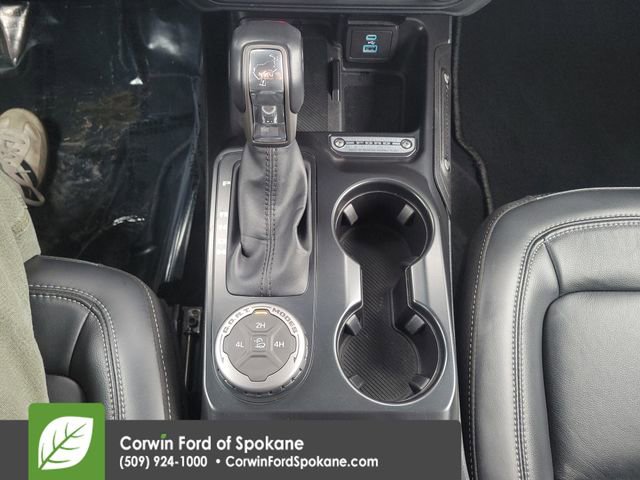 Used 2025 Ford Bronco Outer Banks image 35