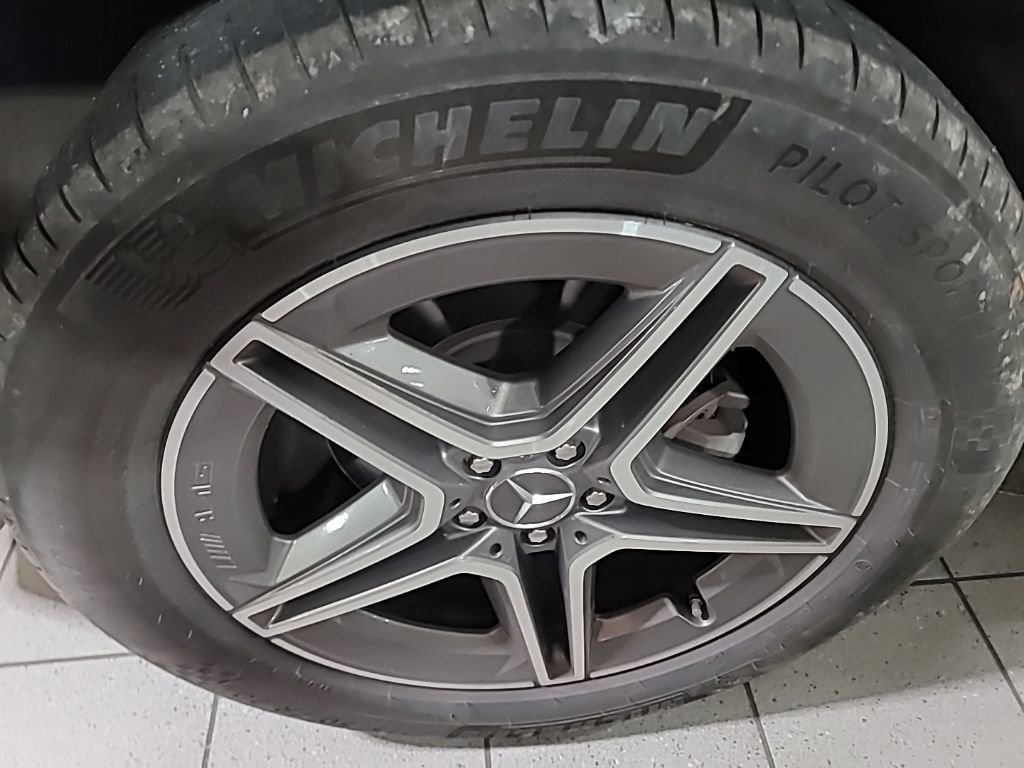 Certified 2024 Mercedes-Benz GLE 53 AMG 4MATIC image 11