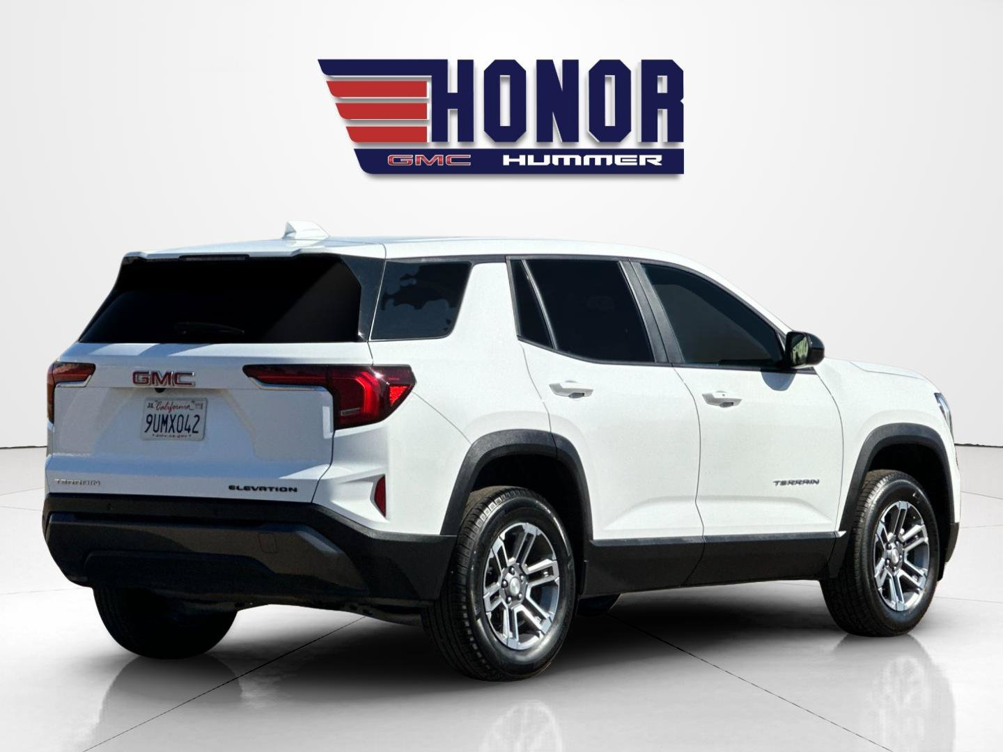 Used 2026 GMC Terrain Elevation FWD image 4