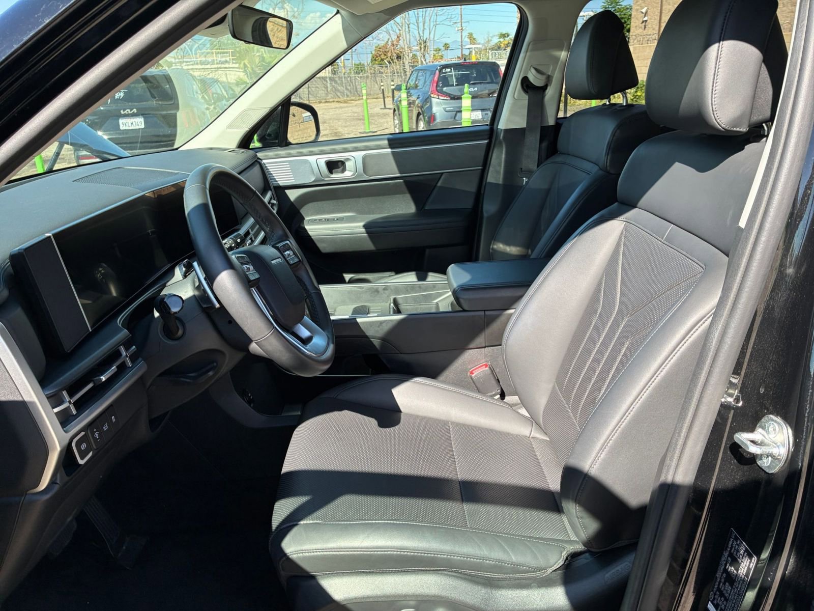 Used 2025 Hyundai Santa Fe SEL AWD/4WD image 29