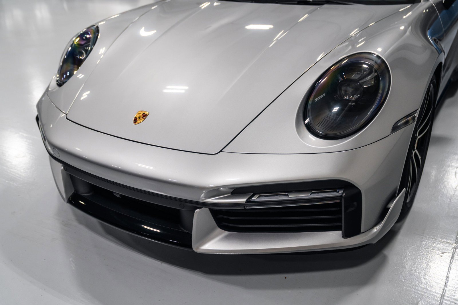 Used 2021 Porsche 911 Turbo S image 28