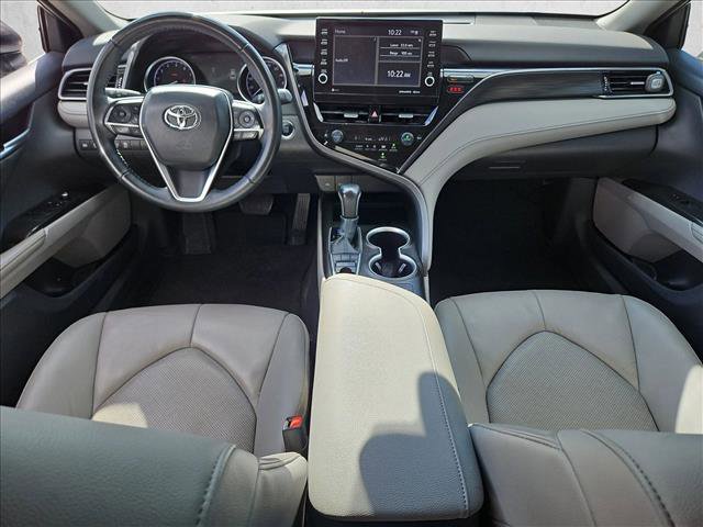 Used 2024 Toyota Camry XLE image 18